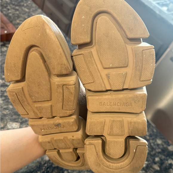 BALENCIAGA WOMEN'S SPEED 2.0 RECYCLED KNIT SOCK SNEAKER IN BEIGE SIZE 7 - Picture 13 of 13